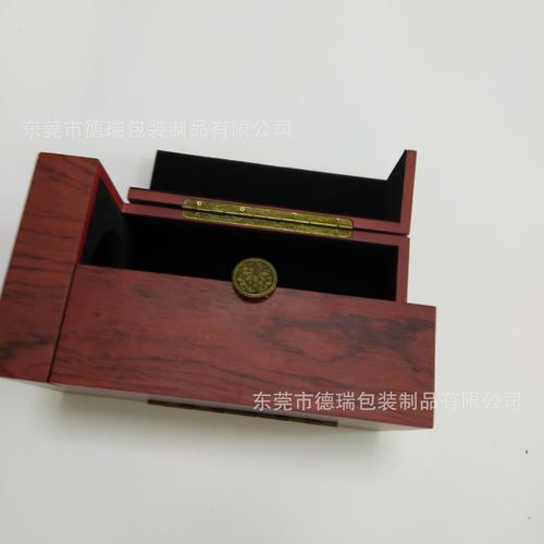 匠心独运，一品尊荣 中纤板双贴花梨木皮白酒盒的精致包装之道